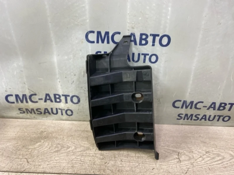 Кронштейн бампера Audi A6 4F5807897B C6 2.8 CCE, задний левый