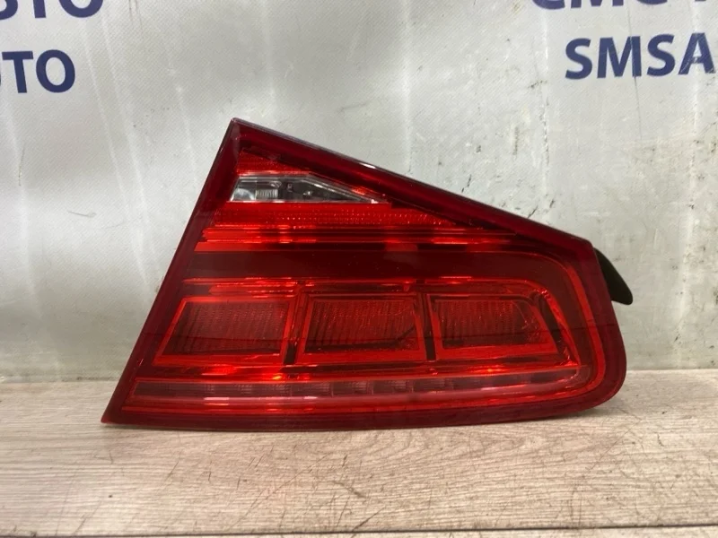 Фонарь крышки багажника Audi A8 4H0945094 D4 3.0 CGW, задний правый