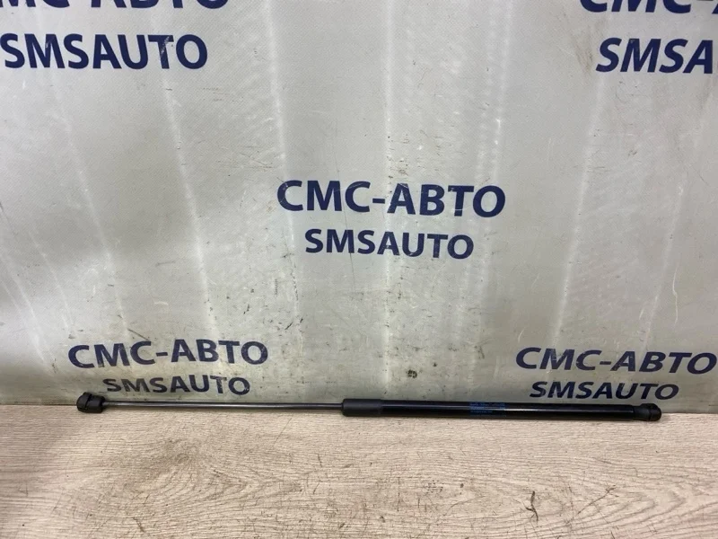 Амортизатор капота Volkswagen Touareg 7P6823359 NF 3.0 CGE