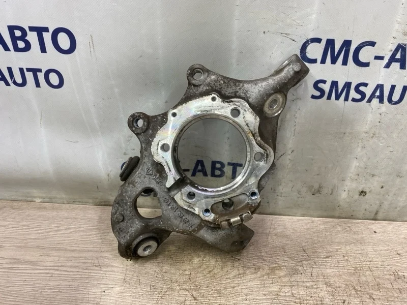 Кулак поворотный Mercedes-Benz E-Class A2043500441 C207 271.860, задний правый