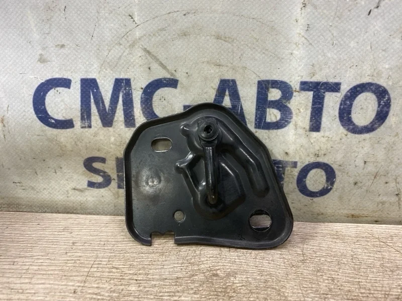 Замок капота Audi A7 4G0823186 C7 3.0 CGW, передний