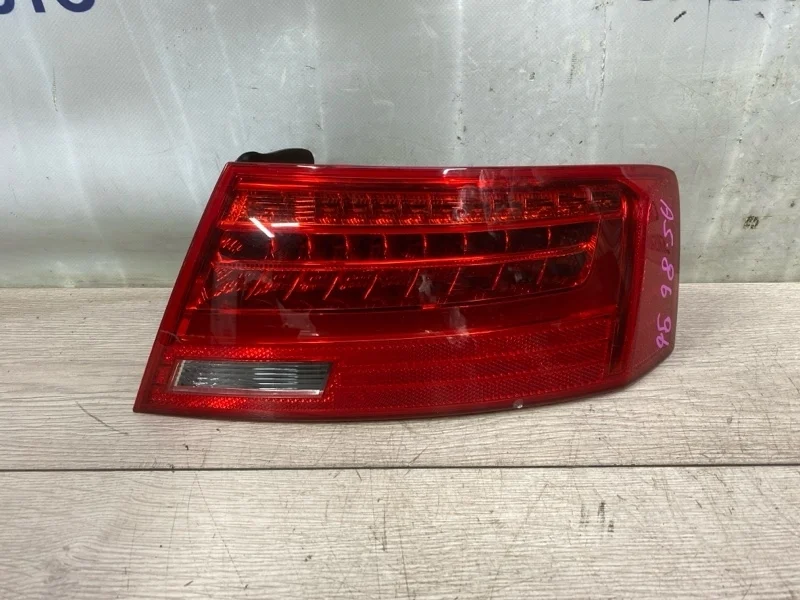 Фонарь на крыло Audi A5 8T8945096F 8T 2.0T CDN, задний правый
