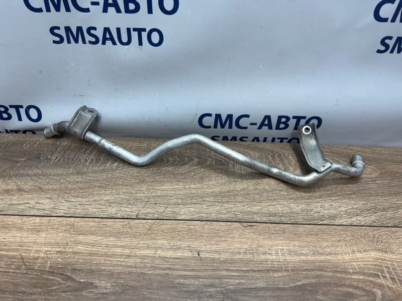 Трубка системы охлаждения Audi A8 2012 4H0121400S D4 3.0 CGW