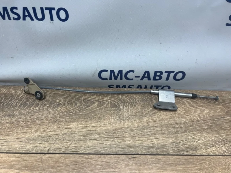 Трос блокировки АКПП Audi A8 2012 4H0713045 D4 3.0 CGW