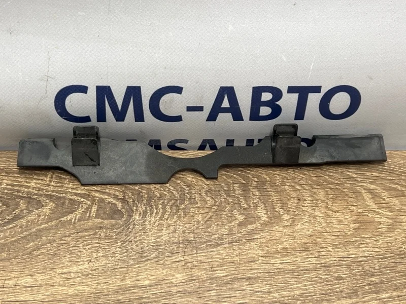 Крышка Audi A7 2012 06E103935C C7 3.0 CGW, левая