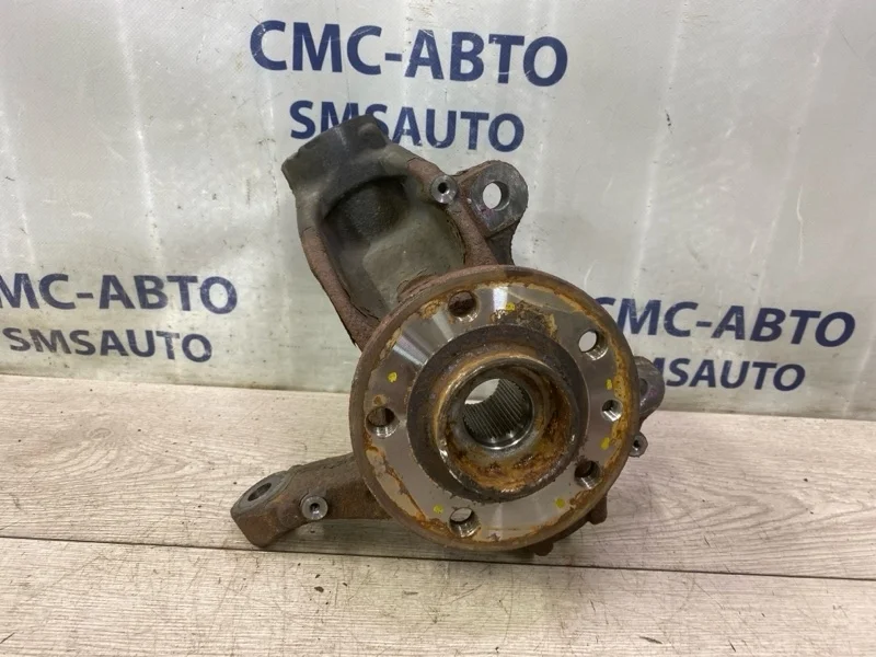 Кулак поворотный Volvo S80 31201286 С80 4.4 B8444S, передний правый