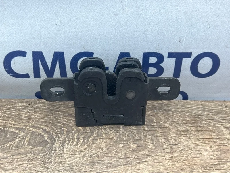 Замок капота Volvo XC60 31298610 ХС60 3.0 B6304T4, левый