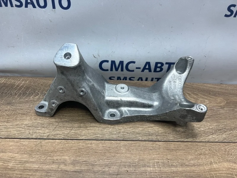 Кронштейн ДВС Audi A8 2013 4G0199307H D4 3.0 CRE, левый