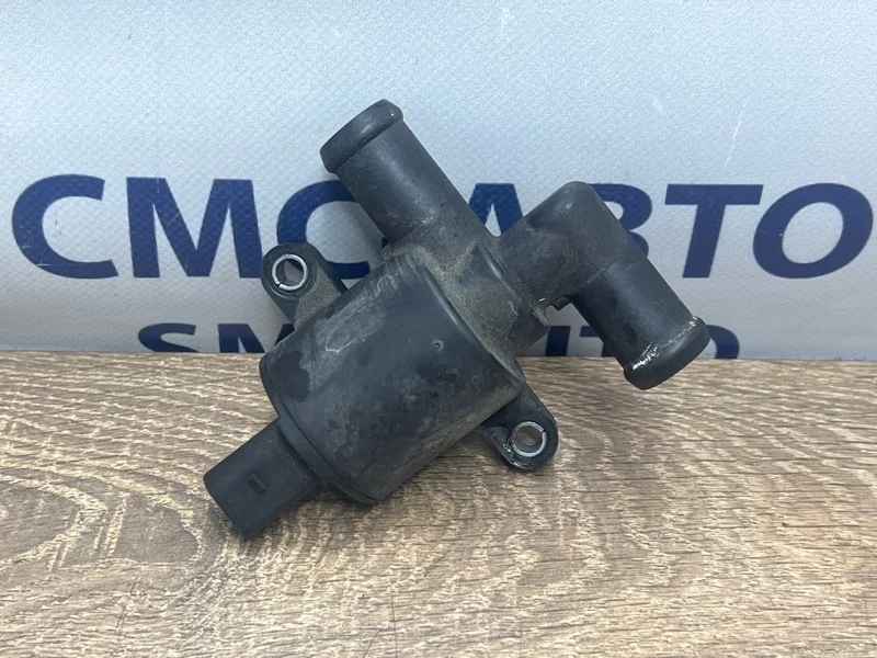 Клапан электромагнитный Audi A8 2013 4H0121671D D4 3.0 CRE