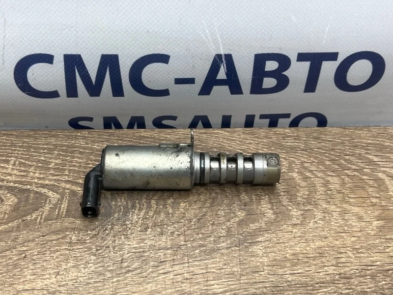 Клапан электромагнитный фаз ГРМ Audi A6 2009 06E109257L C6 3.0 CAJ