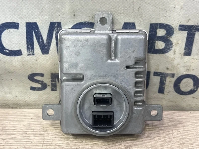 Блок розжига ксенона Audi A8 2012 8K0941597C D4 3.0 CGW