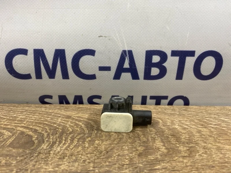 Датчик удара Audi A7 4H0959651A C7 3.0 CGW, передний