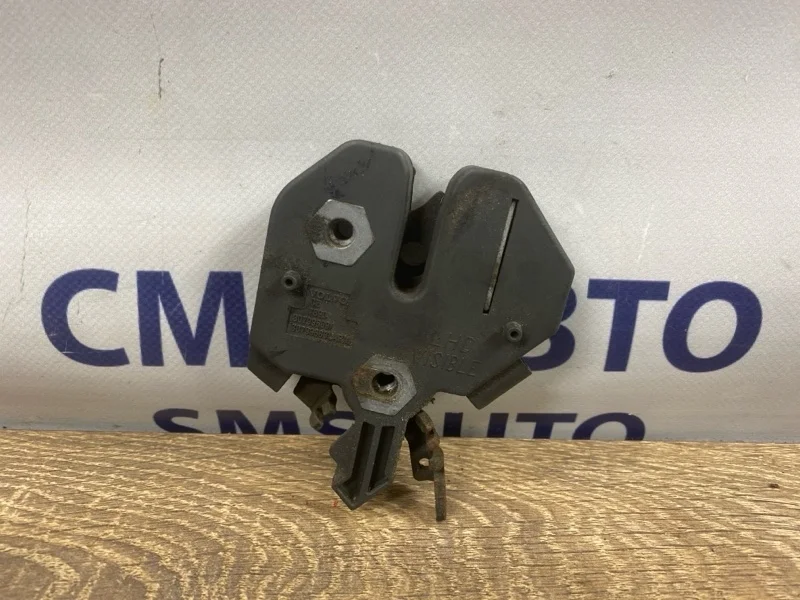 Замок капота Volvo XC90 31218474 ХС90 4.4 B8444S