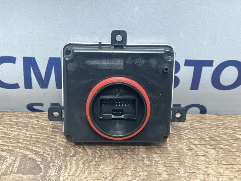 Блок управления фарой Audi A6 2014 4G0907697F C7 2.0T CDN