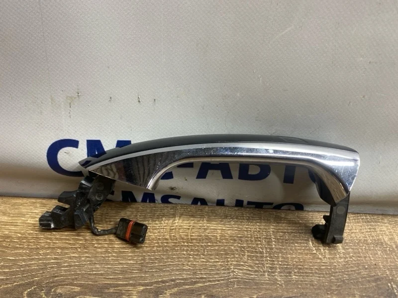 Ручка двери наружная Mercedes-Benz ML A2047601470 W166 642.826, правая