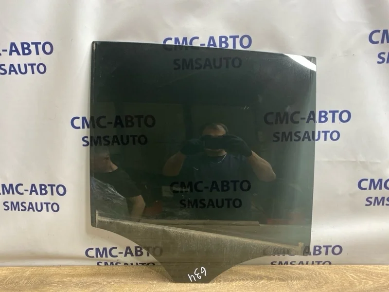 Стекло двери Mercedes-Benz ML A1667352010 W166 276.955, заднее правое