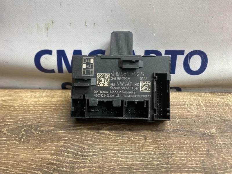 Блок управления двери Volkswagen Touareg 4H0959792S NF 3.0 CGE, передний правый