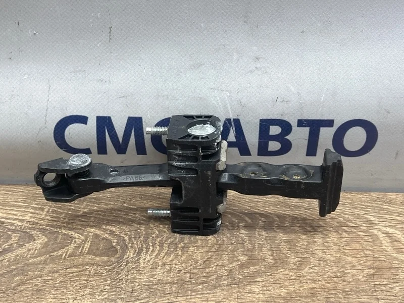 Ограничитель двери Volvo XC60 31217753 ХС60 3.0 B6304T4, передний