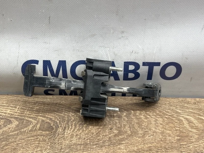 Ограничитель двери Volvo XC60 31217753 ХС60 3.0 B6304T4, передний