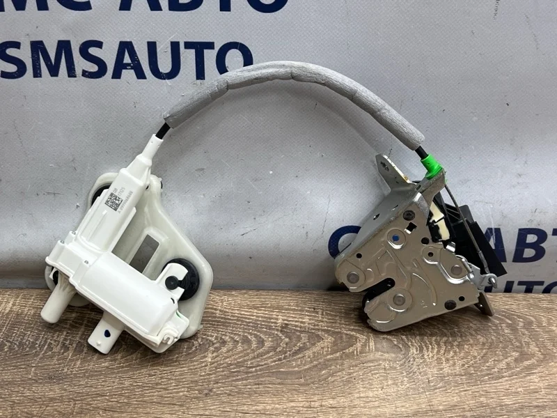 Замок багажника Mercedes-Benz E-Class 2017 A0997400600 W213 274.920