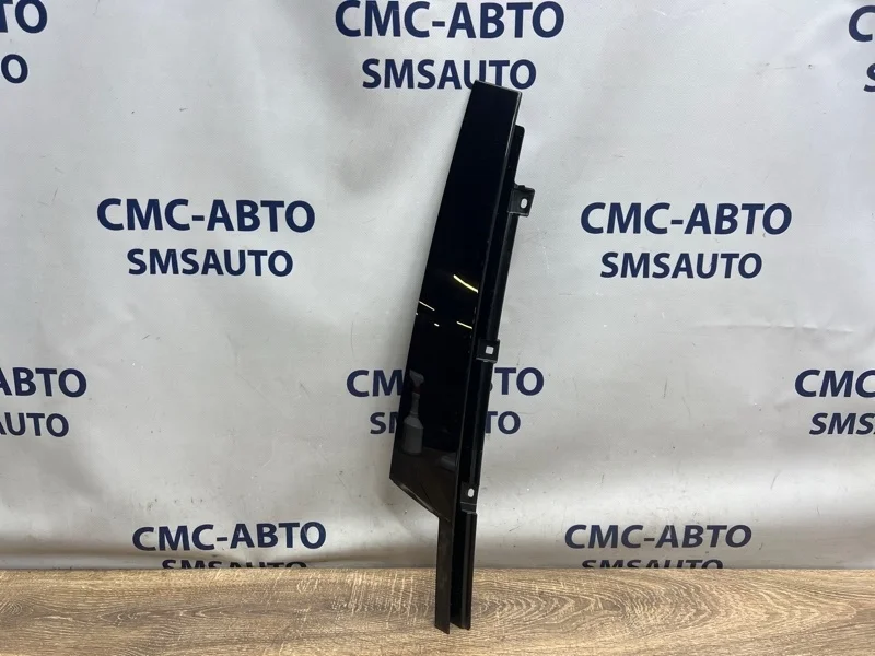Накладка двери вертикальная Volvo XC40 31448392 ХС40 2.0 B4204T47, передняя правая