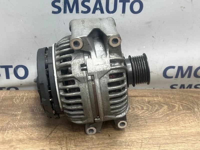 Генератор Mercedes-Benz GLK 2011 A0131546302 X204 272.948