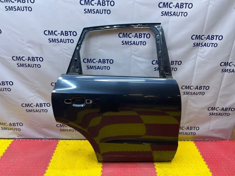 Дверь Audi Q5 8R0833052B 8R 2.0T CNC, задняя правая