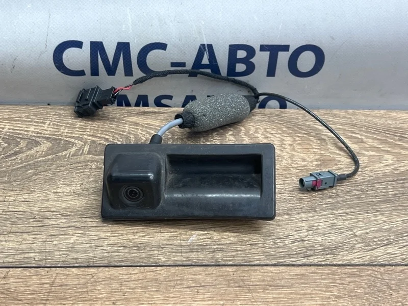 Камера заднего вида Audi A5 5N0827566AA 8T 2.0T CDN, задняя