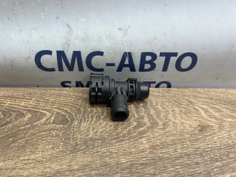 Фланец системы охлаждения Audi A7 4G0122293A C7 3.0 CGW