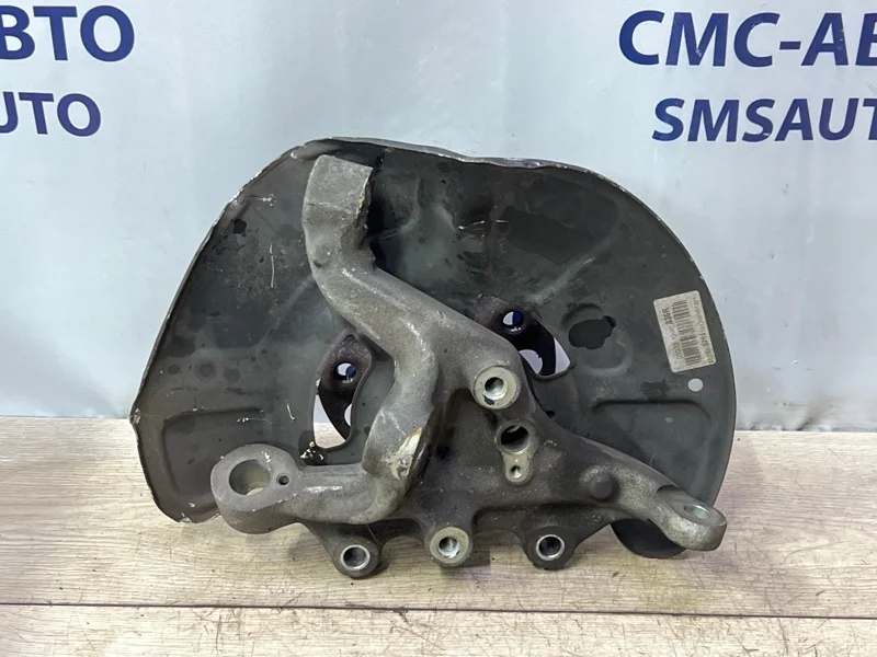 Кулак поворотный Mercedes-Benz E-Class 2012 A2123322401 W212 271.860, передний правый