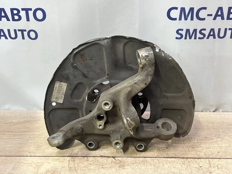 Кулак поворотный Mercedes-Benz E-Class 2012 A2123322301 W212 271.860, передний левый