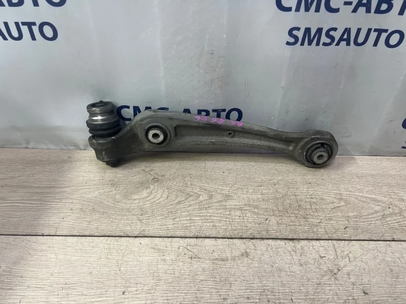 Рычаг нижний Audi A5 8K0407151F 8T 2.0T CDN, передний левый