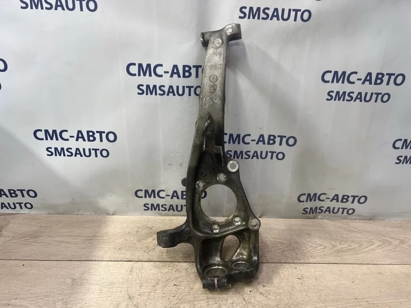 Кулак поворотный Audi A8 2013 4H0407254L D4 3.0 CRE, передний правый