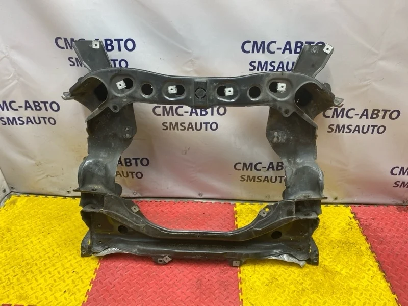 Подрамник Mercedes-Benz GLK A2046280457 X204 3.0, передний