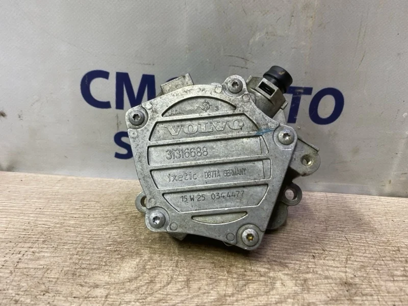 Вакуумный насос Volvo S60 2016 31316688 С60