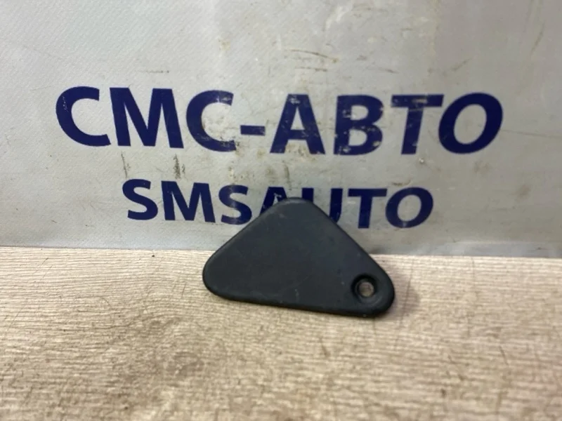 Кронштейн радиатора Volvo S80 30723366 С80 4.4 B8444S, левый