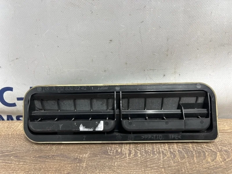 Воздуховод Mercedes-Benz E-Class A2128300242 W212, задний