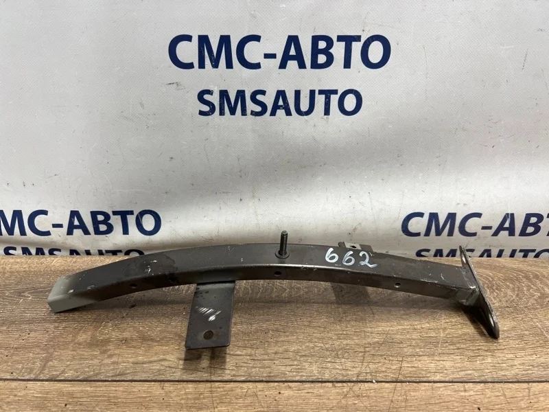 Кронштейн крыла Audi A8 2013 4H0821136E D4 3.0 CRE, передний правый