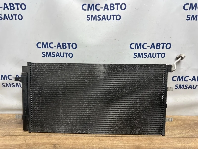 Радиатор кондиционера Audi A6 2015 4G0260403N C7 2.0T CYP