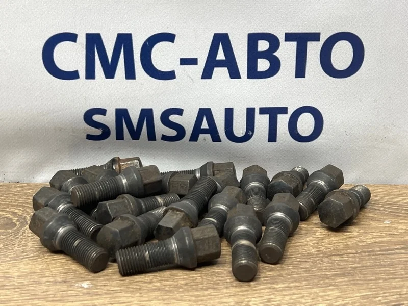 Колесные болты (комплект) Mercedes-Benz E-Class 2012 A0009904907 W212 271.860