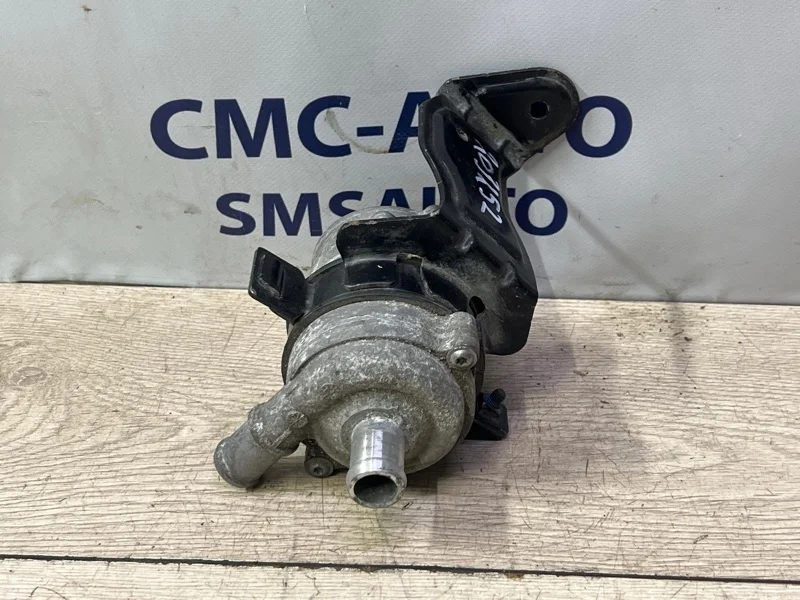 Насос охлаждения электрический Audi A8 2011 4H0965569 D4 4.2 CDR