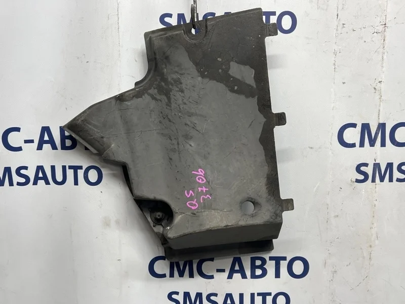 Защита днища Audi Q5 8R0825202A 8R 3.2 CAL, передняя правая