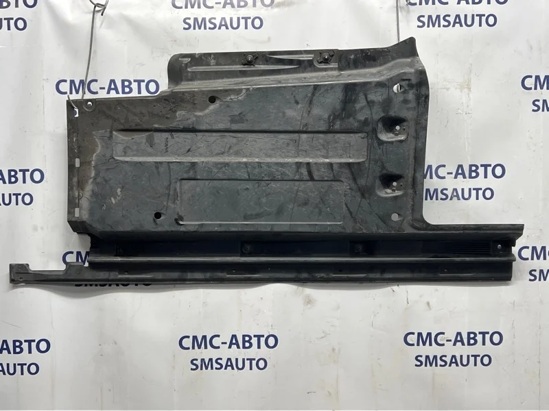 Защита днища Audi Q5 8R0825208C 8R 3.2 CAL, правая