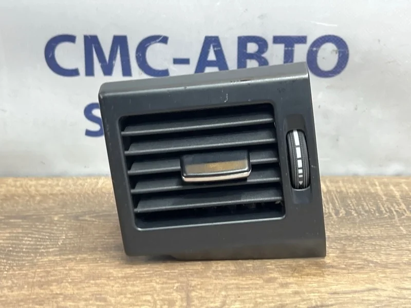 Дефлектор торпеды Mercedes-Benz GLK 2011 A2048305654 X204 272.948, правый