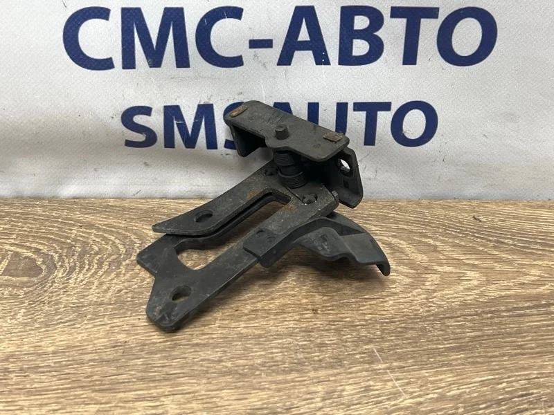 Крюк капота Mercedes-Benz ML 2012 A2048800064 W166 642.826