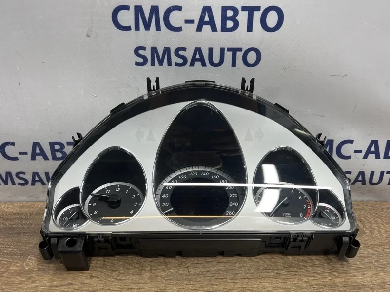 Панель приборов Mercedes-Benz E-Class 2012 A2129004013 W212 271.860
