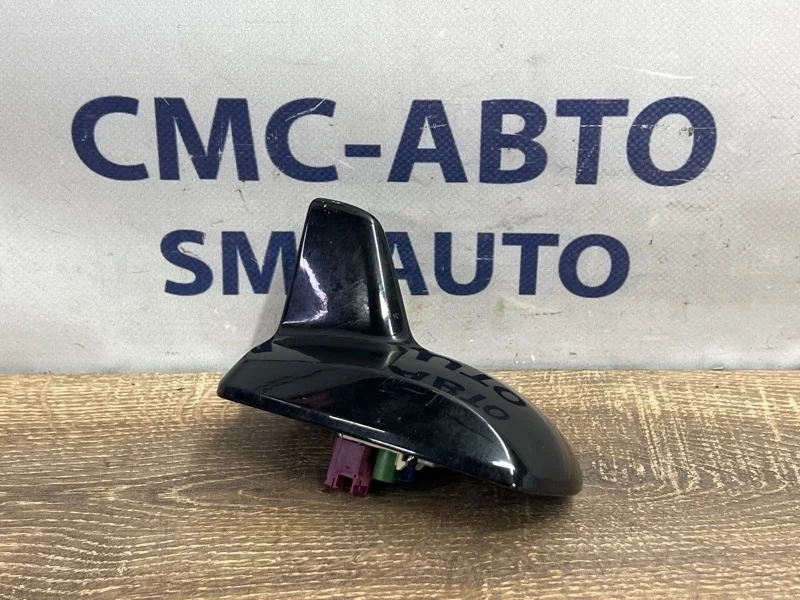 Антенна Mercedes-Benz E-Class 2012 A2128201675 W212 271.860