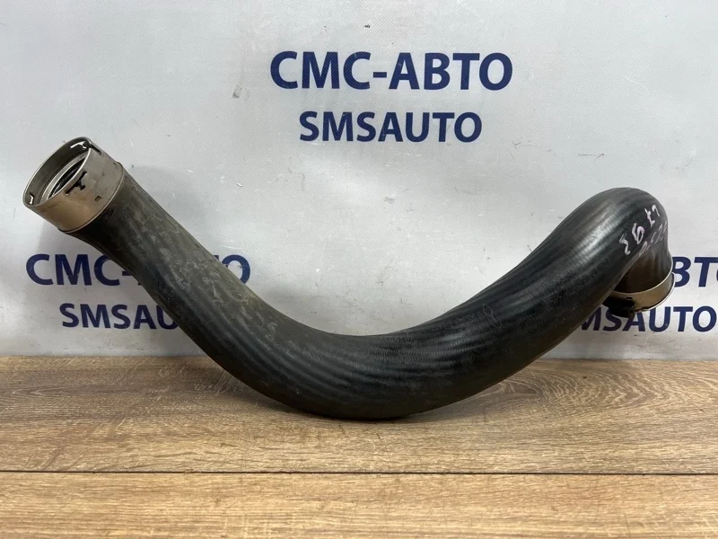 Патрубок интеркулера Mercedes-Benz E-Class 2012 A2045282682 W212 271.860, правый