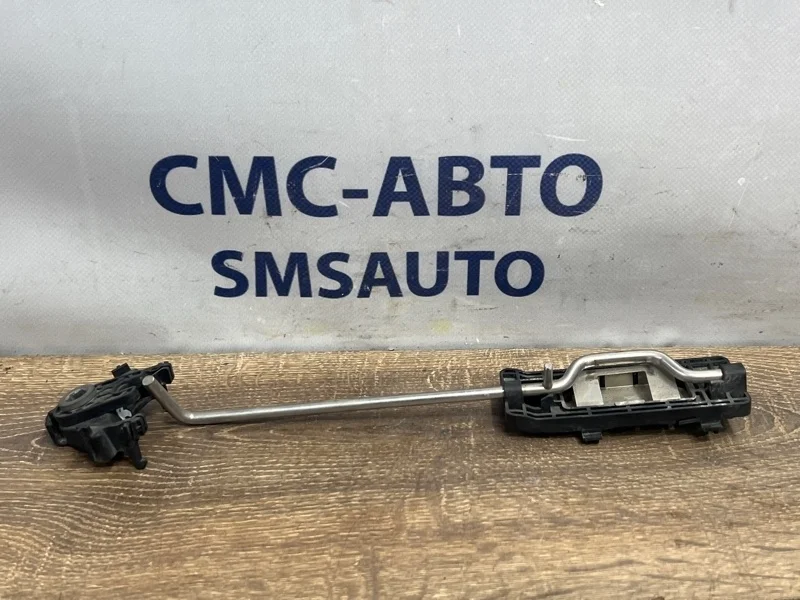 Кронштейн фары Porsche Cayenne 2011 95863152000 958 4.8. 4852, правый