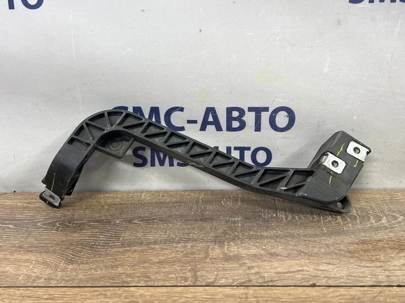 Кронштейн радиатора Mercedes-Benz ML 2012 A1666263731 W166 642.826, правый